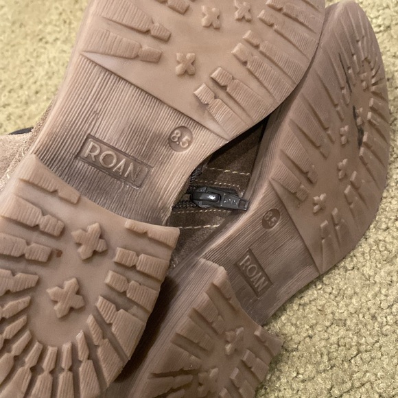 size 8.5 ROAN tan 16 hole boots SO CUTE!! for everywhere!! - Picture 4 of 6